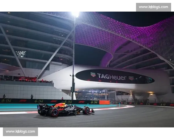 F1排位赛全程解析与车手策略比拼精彩瞬间回顾